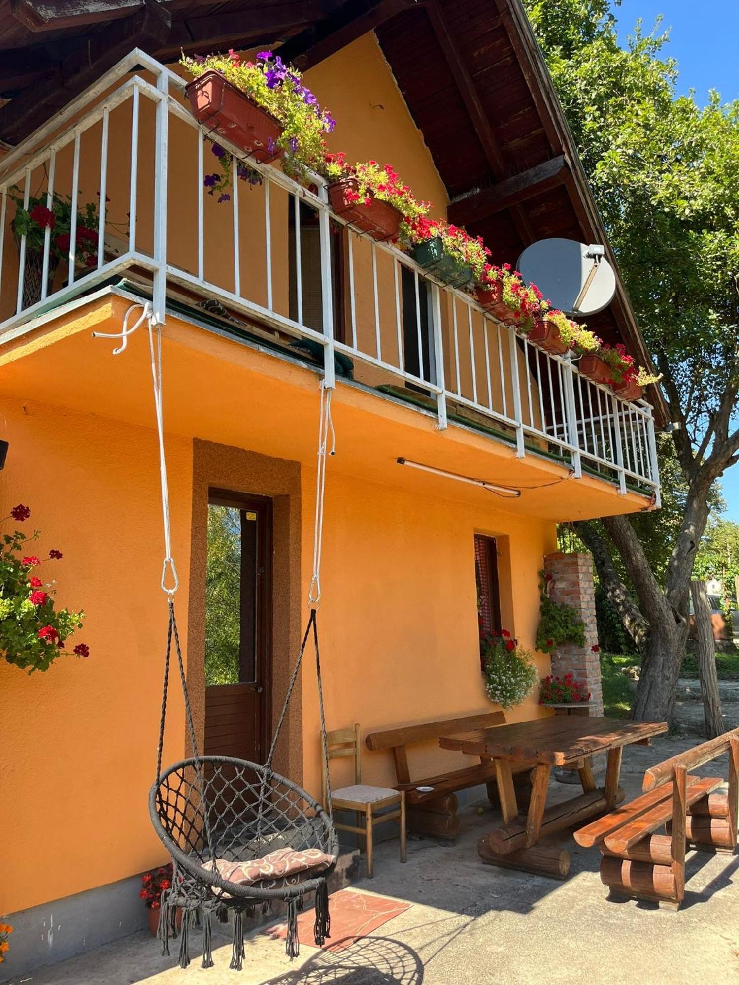 Bed And Breakfast Family Djukic Sipovo Buitenkant foto