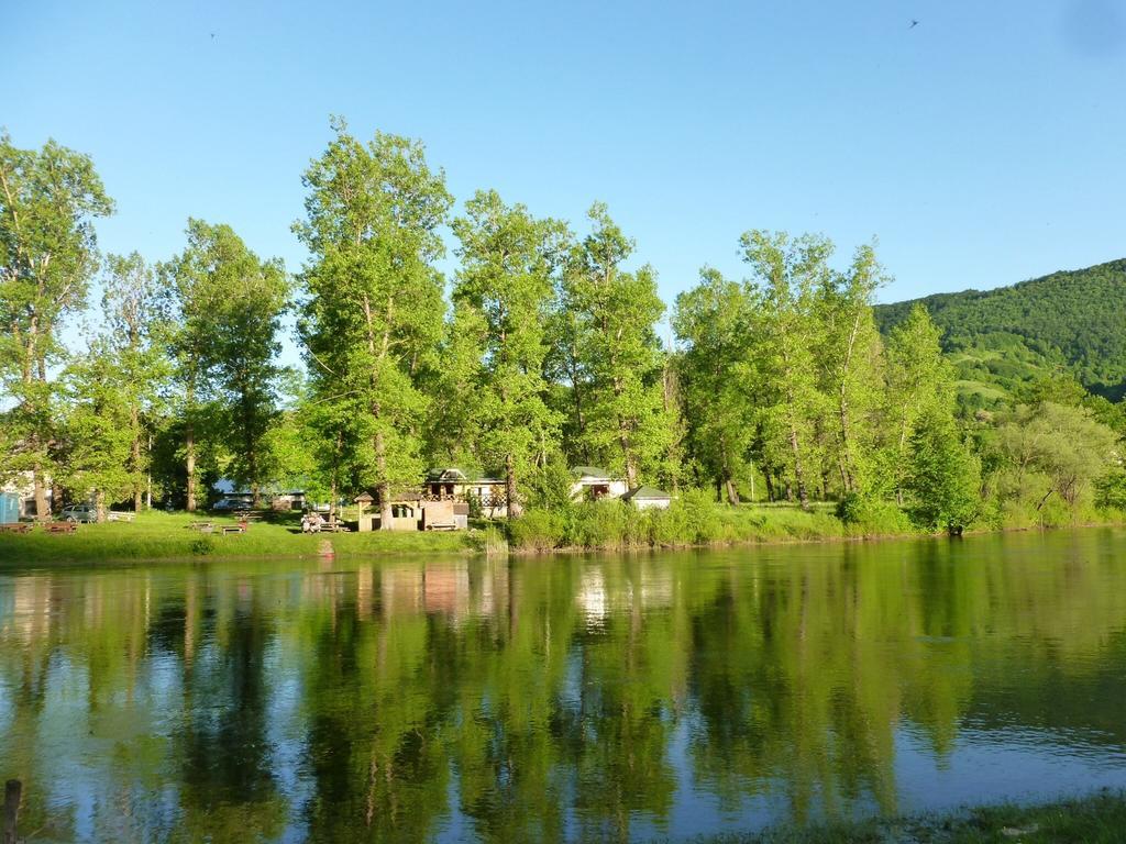 Bed And Breakfast Family Djukic Sipovo Buitenkant foto